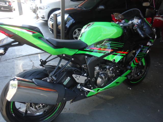 KAWASAKI ZX 6 R - Foto