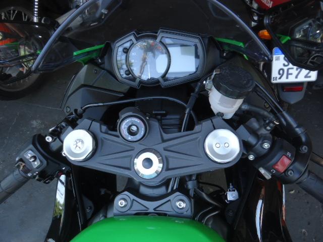 KAWASAKI ZX 6 R - Foto
