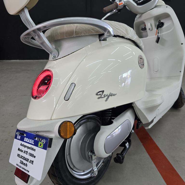 LAF Riviera - Foto