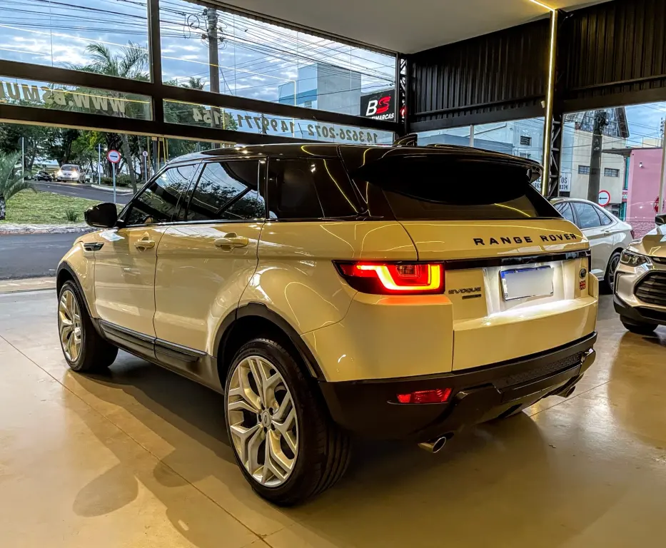 LAND ROVER Range Rover Evoque - Foto