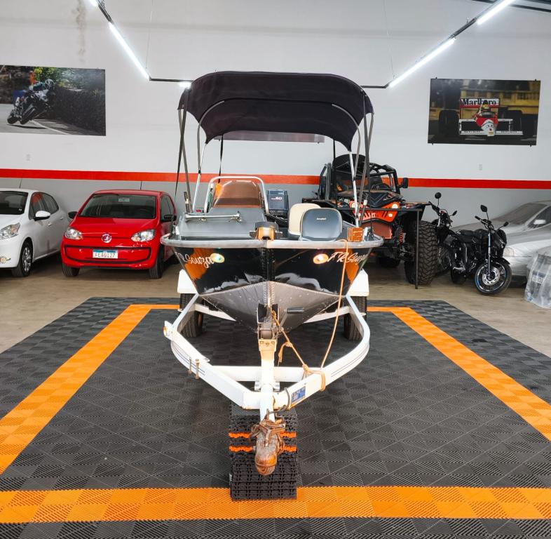 LEVEFORT Apolus 550 Tracker - Foto