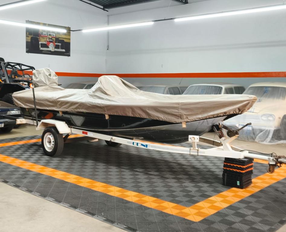 LEVEFORT Apolus 550 Tracker - Foto