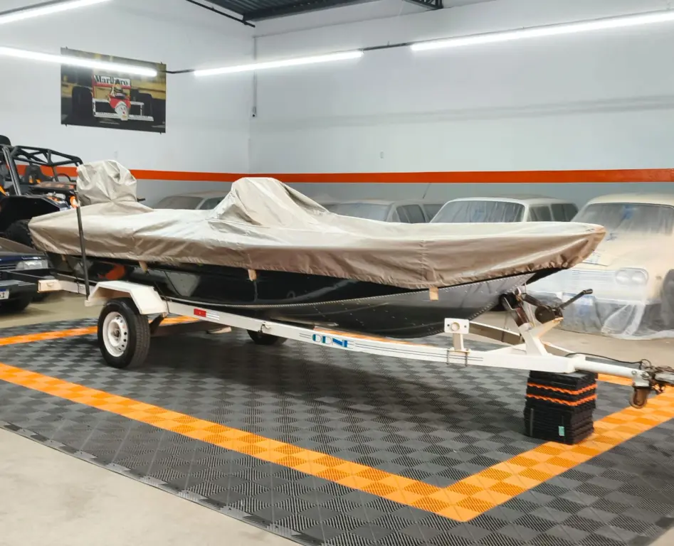 LEVEFORT Apolus 550 Tracker - Foto