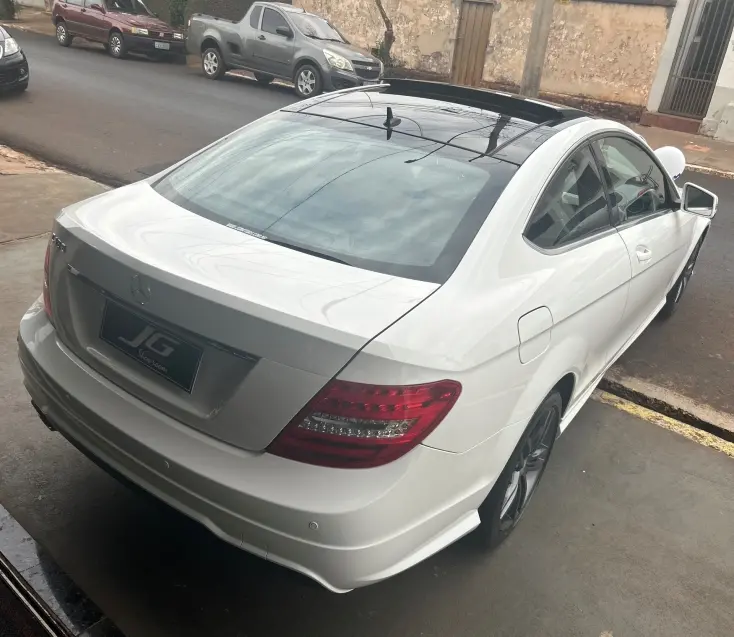 MERCEDES-BENZ C 180 - Foto