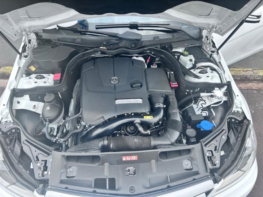 MERCEDES-BENZ C 180 - Foto