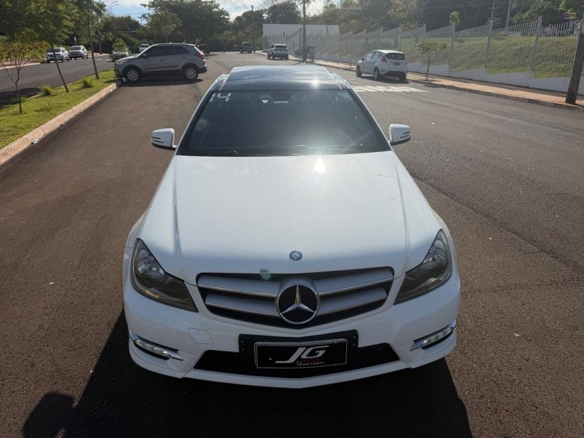 MERCEDES-BENZ C 180 - Foto
