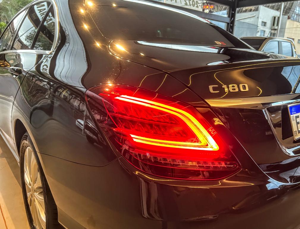 MERCEDES-BENZ C 180 - Foto