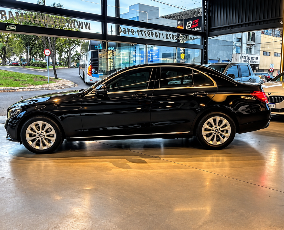 MERCEDES-BENZ C 180 - Foto