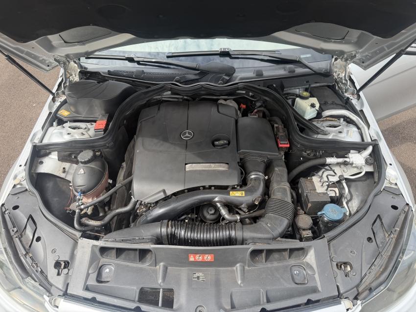 MERCEDES-BENZ C 180 - Foto