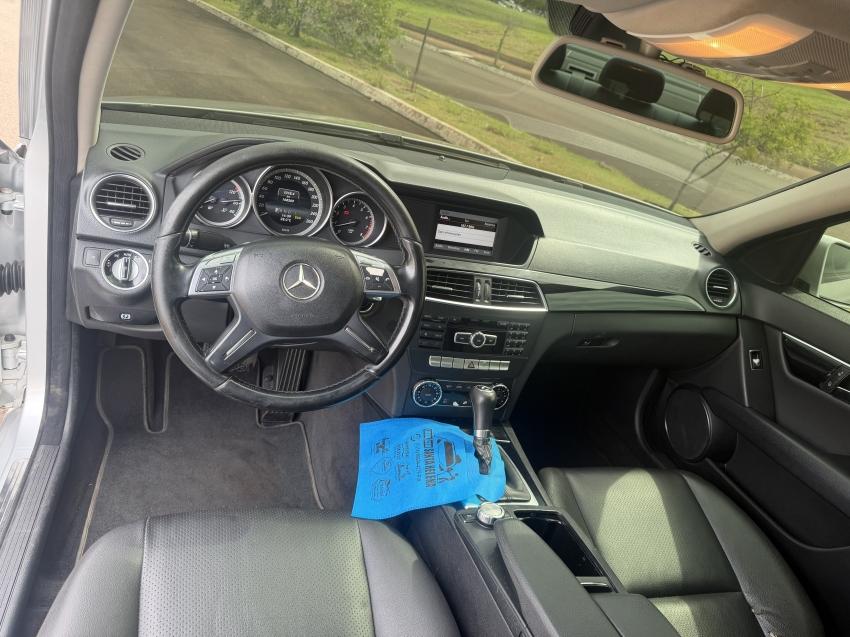 MERCEDES-BENZ C 180 - Foto