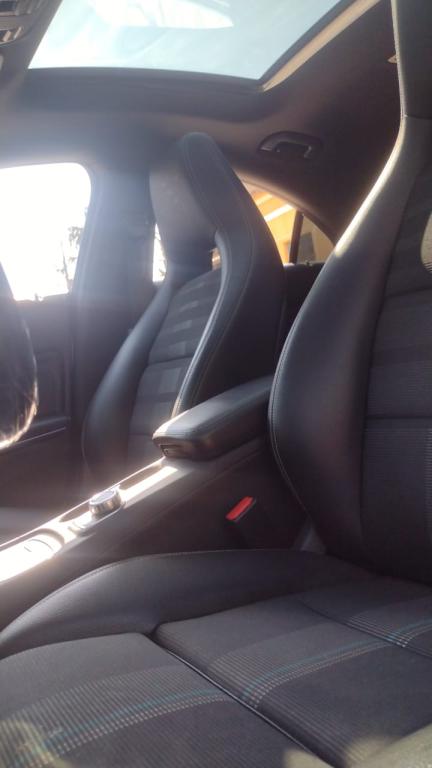 MERCEDES-BENZ CLA 200 - Foto
