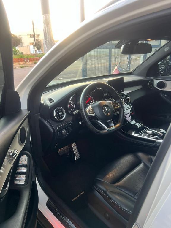MERCEDES-BENZ GLC 250 - Foto