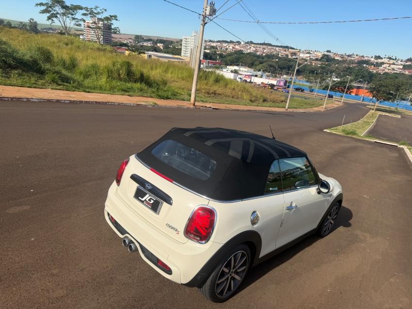 MINI Cooper Cabriolet - Foto