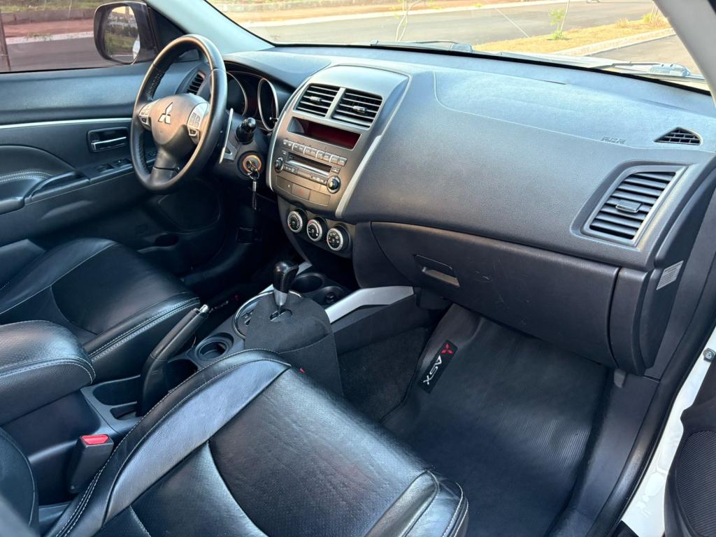 MITSUBISHI ASX - Foto