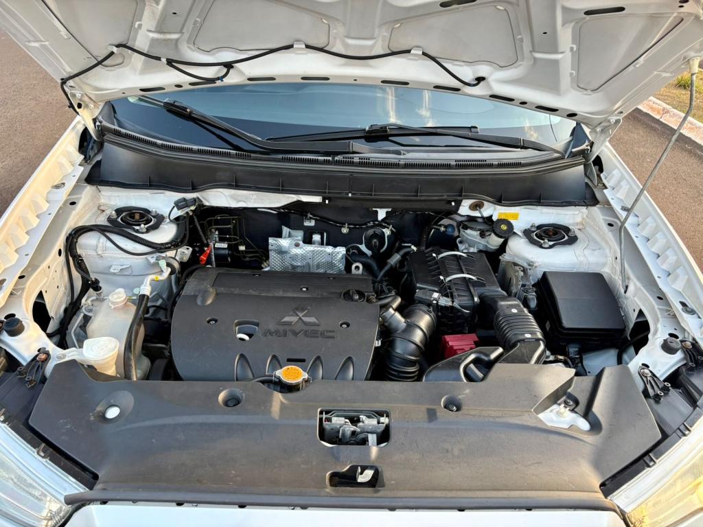 MITSUBISHI ASX - Foto