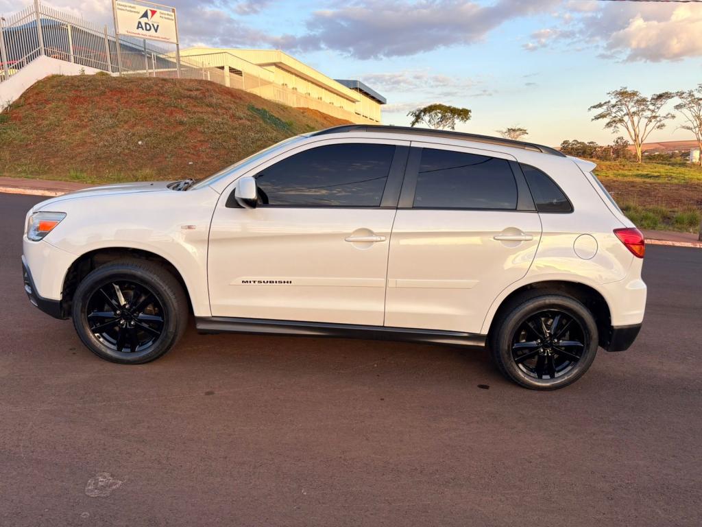MITSUBISHI ASX - Foto