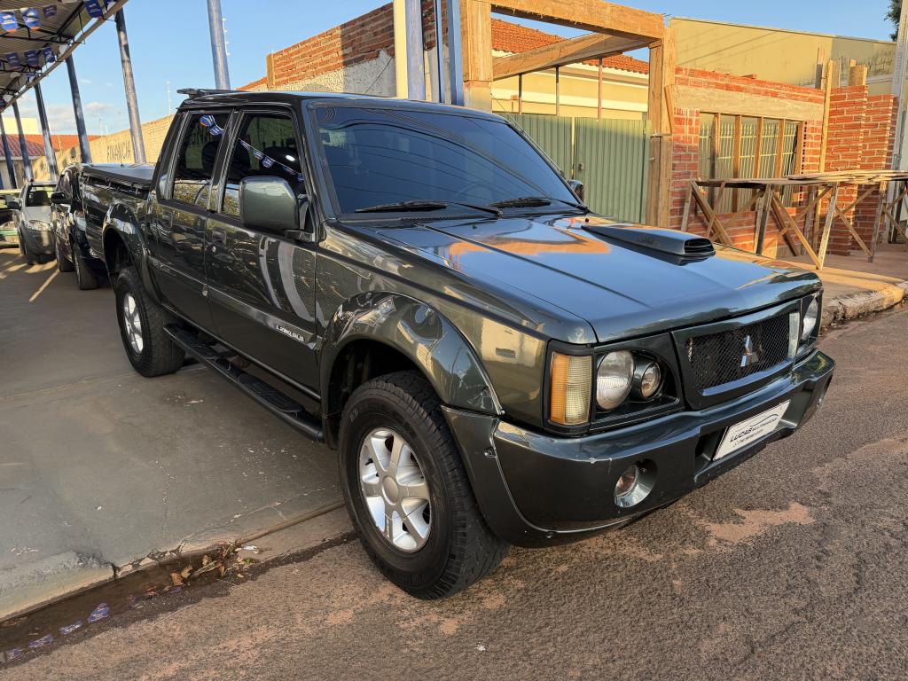 MITSUBISHI L 200 Outdoor