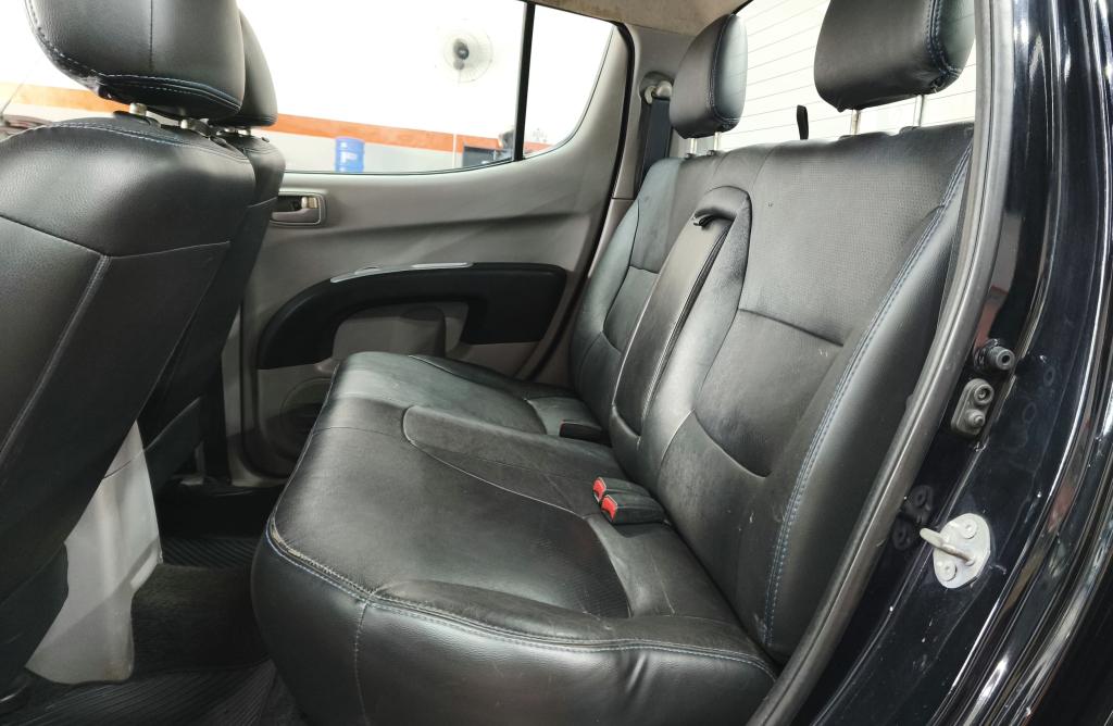 MITSUBISHI L 200 Triton - Foto