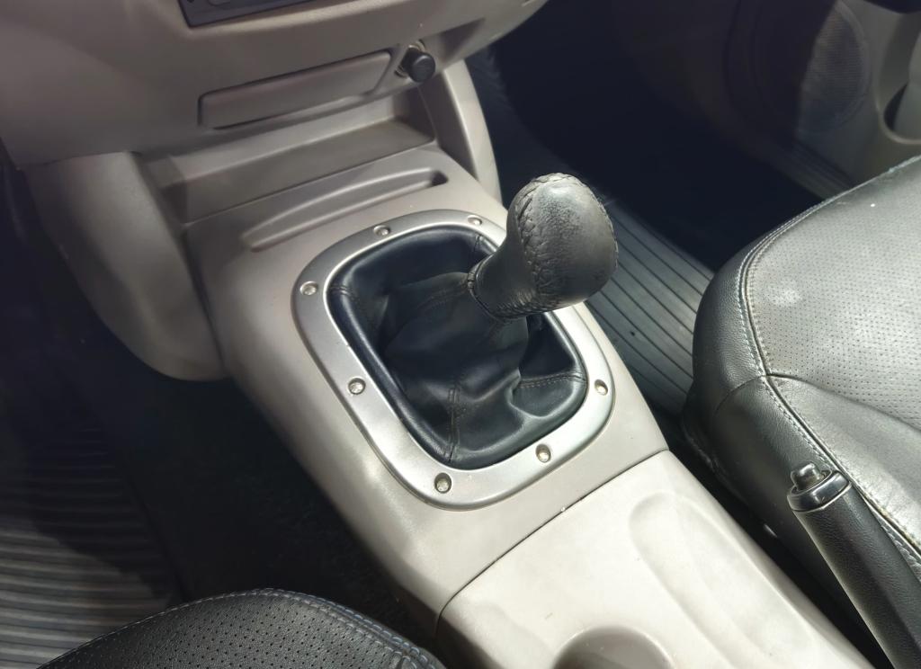 MITSUBISHI L 200 Triton - Foto