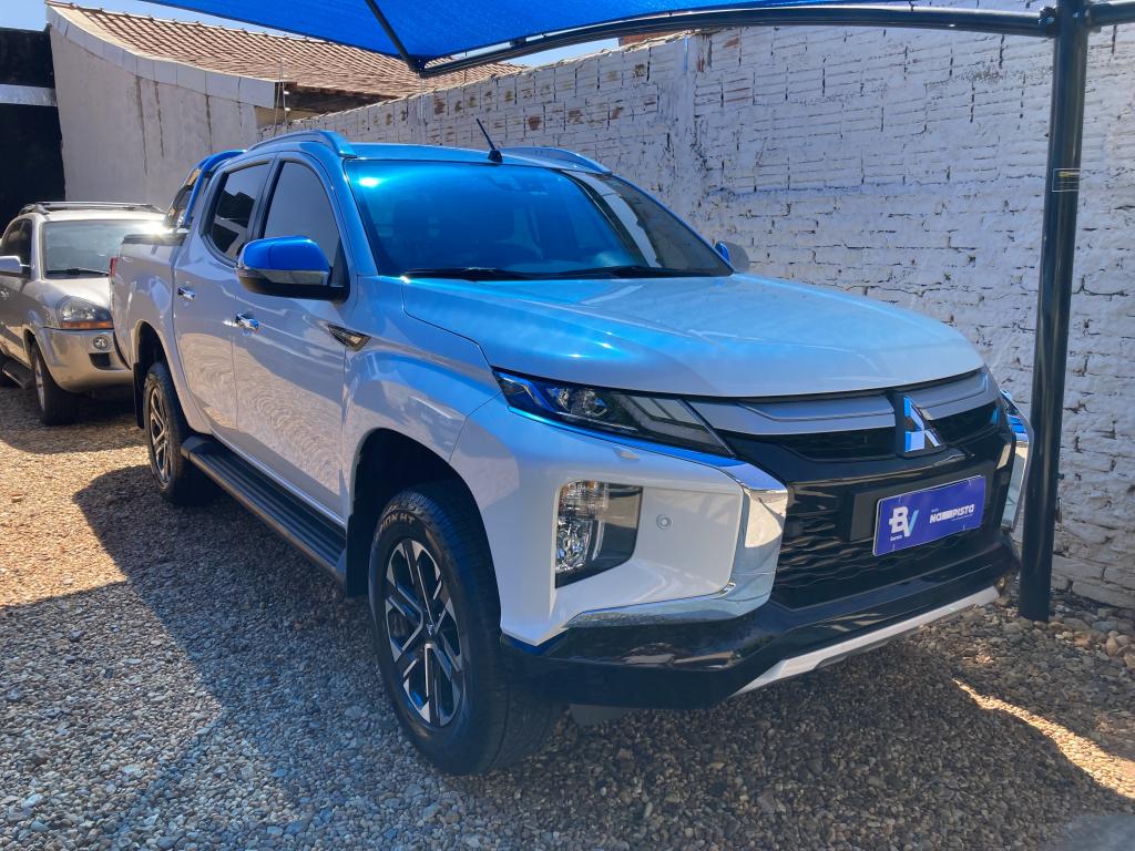 MITSUBISHI L 200 Triton - Foto
