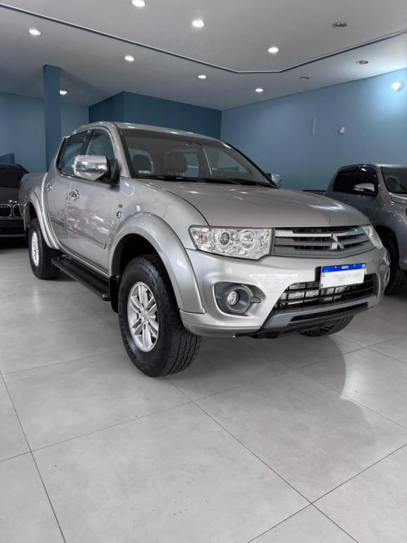 MITSUBISHI L 200 Triton - Foto