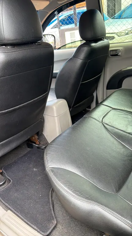 MITSUBISHI L 200 Triton - Foto