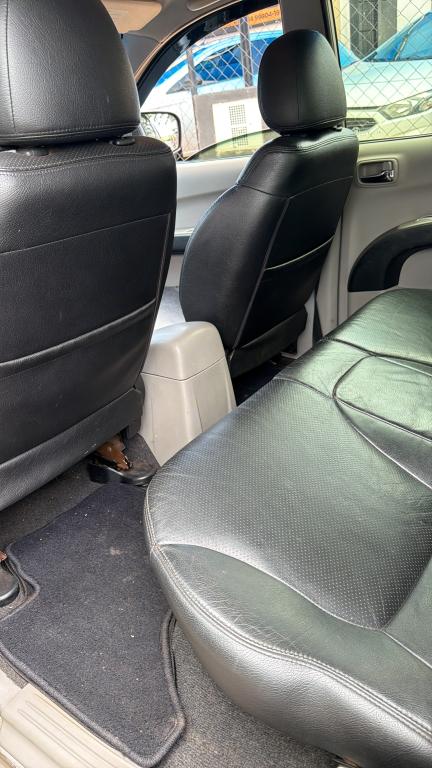 MITSUBISHI L 200 Triton - Foto