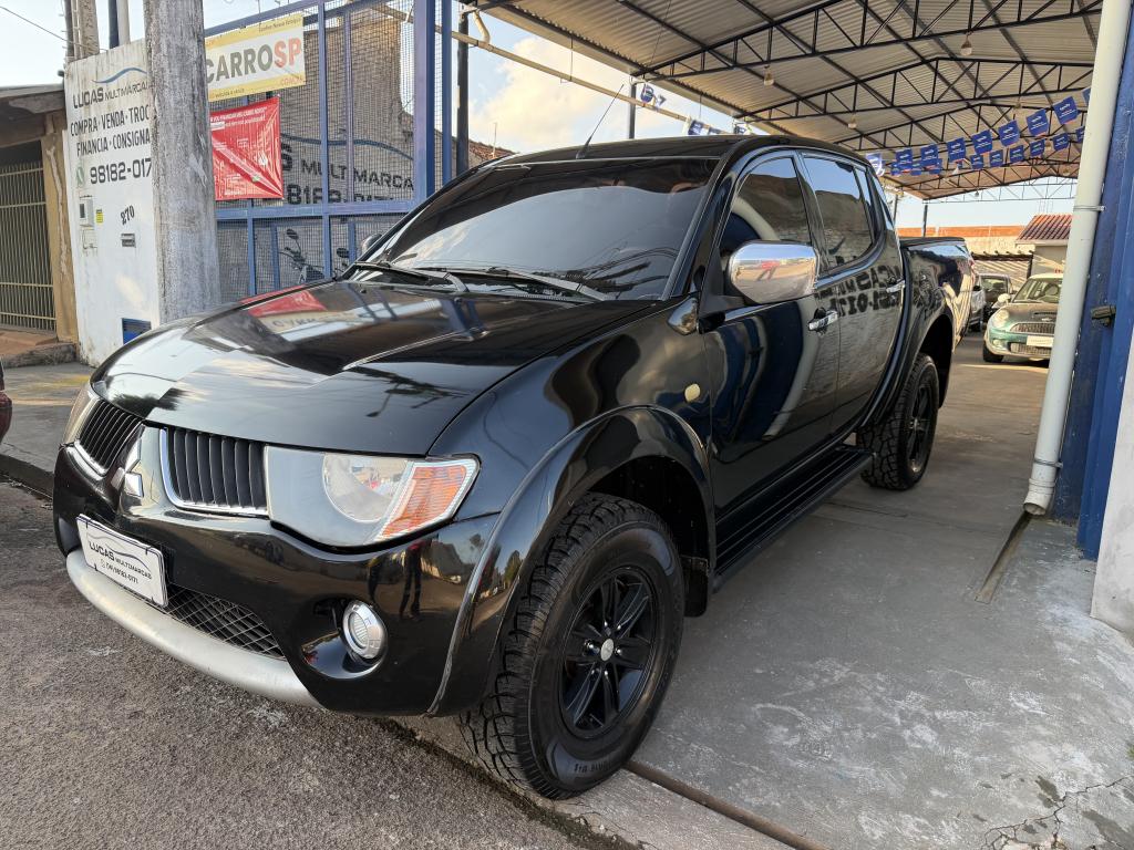 MITSUBISHI L 200 Triton - Foto