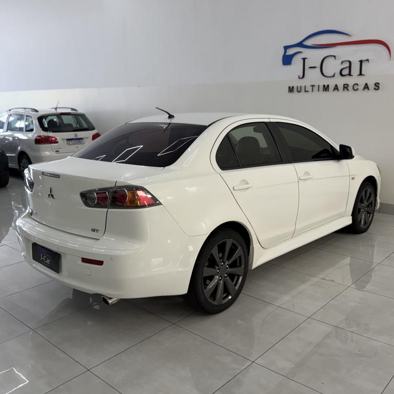 MITSUBISHI Lancer - Foto