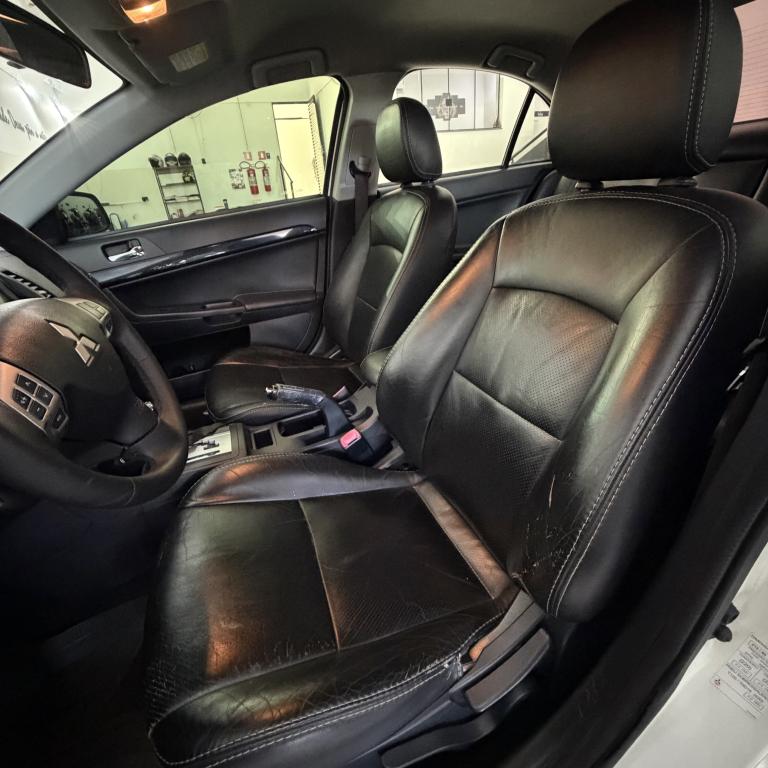MITSUBISHI Lancer - Foto