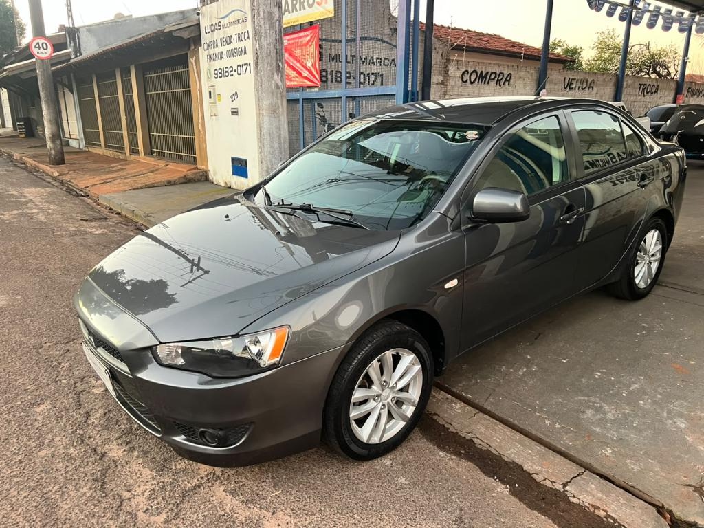 MITSUBISHI Lancer - Foto