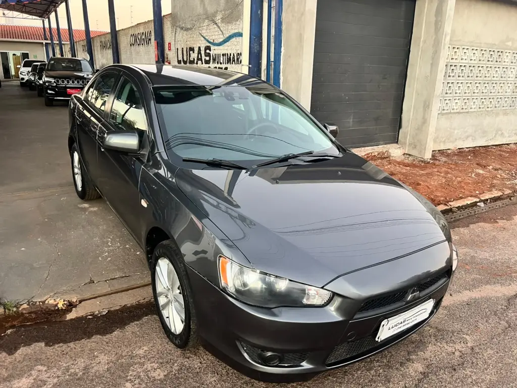 MITSUBISHI Lancer