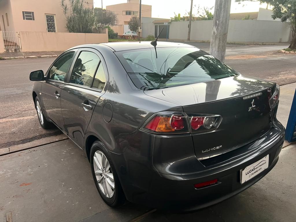 MITSUBISHI Lancer - Foto