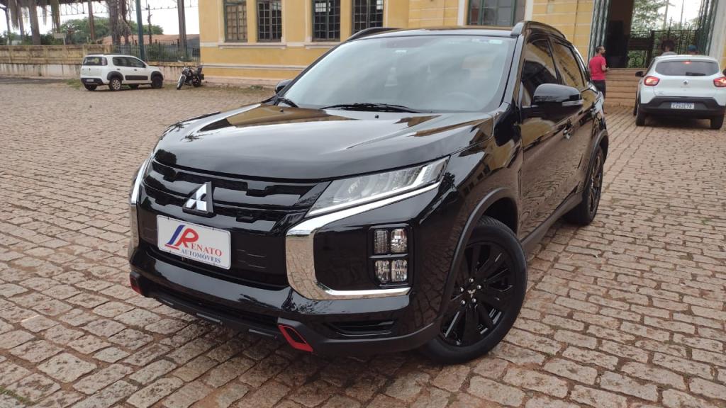 MITSUBISHI Outlander Sport - Foto