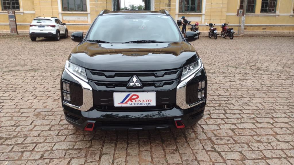 MITSUBISHI Outlander Sport - Foto