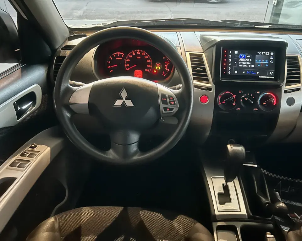 MITSUBISHI Pajero Dakar - Foto