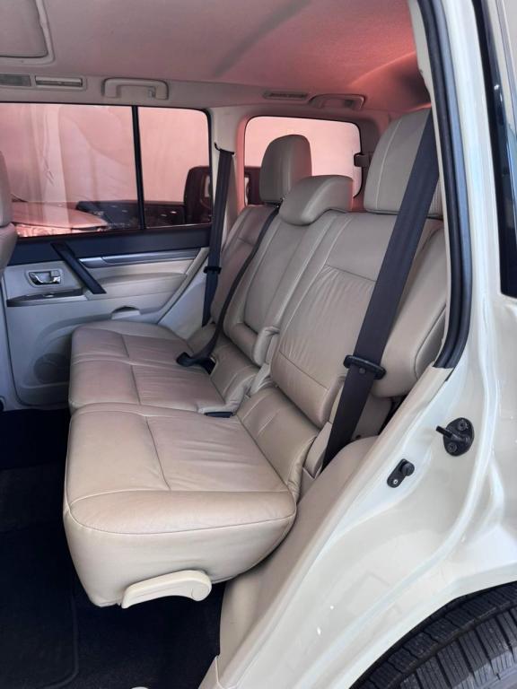 MITSUBISHI Pajero Full - Foto