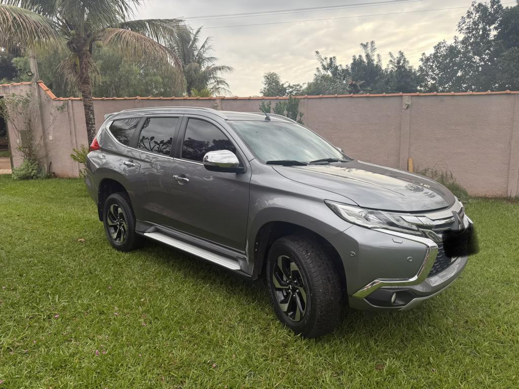 MITSUBISHI Pajero Sport - Foto
