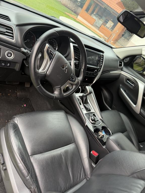 MITSUBISHI Pajero Sport - Foto