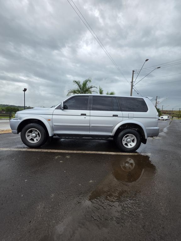 MITSUBISHI Pajero Sport - Foto