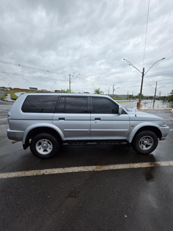 MITSUBISHI Pajero Sport - Foto