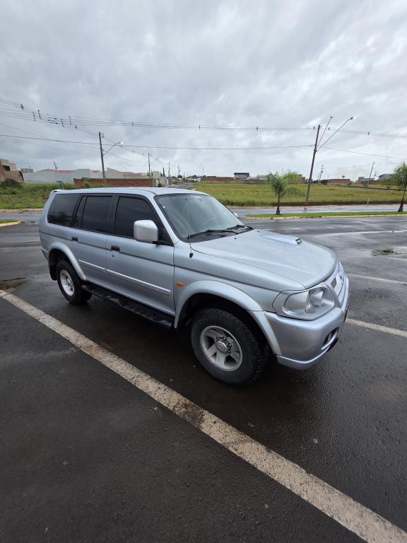 MITSUBISHI Pajero Sport - Foto