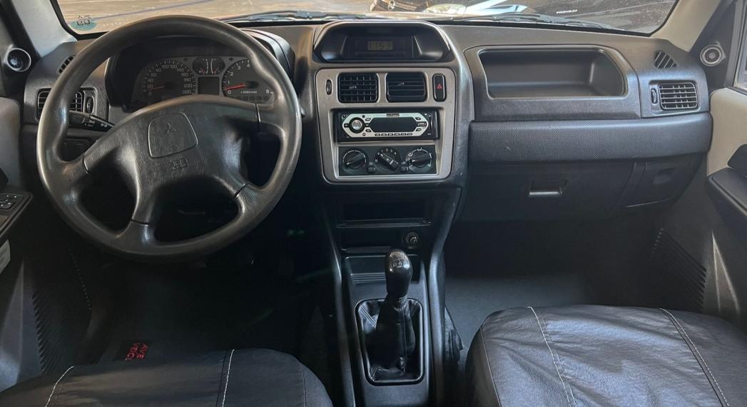 MITSUBISHI Pajero TR4 - Foto