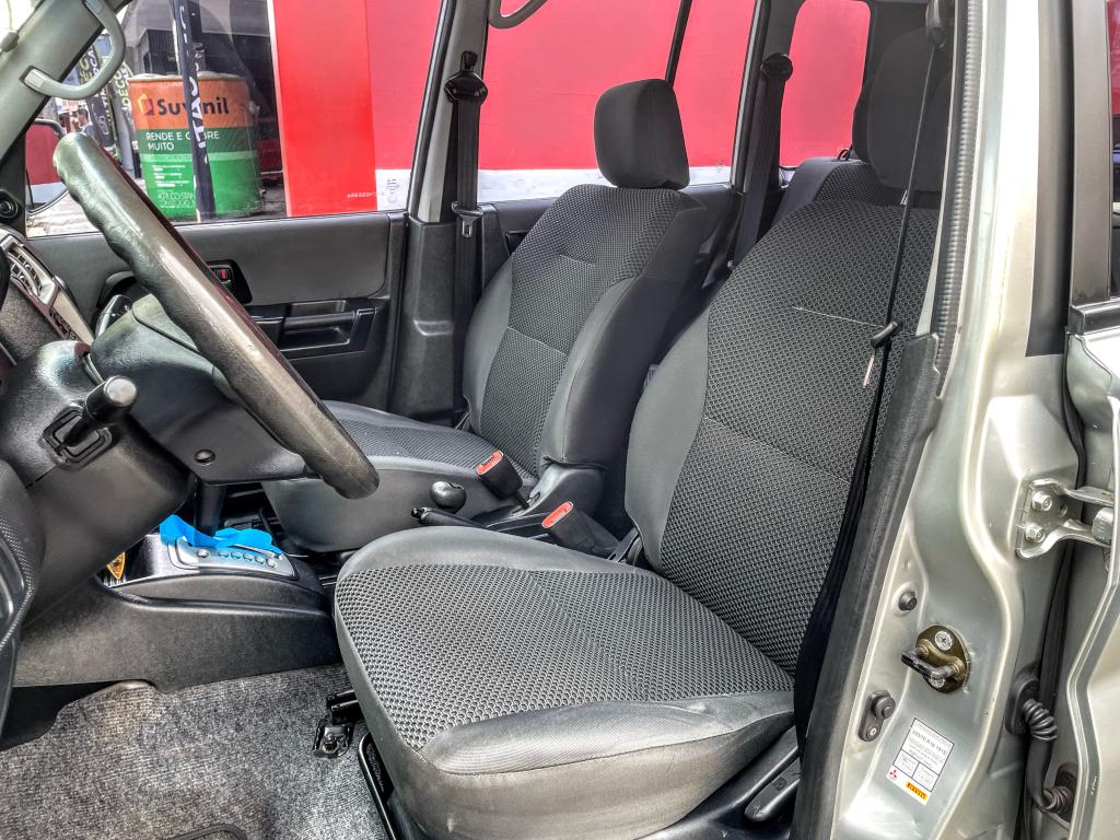 MITSUBISHI Pajero TR4 - Foto