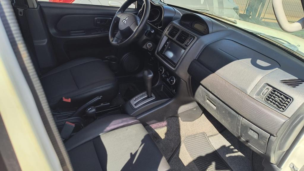 MITSUBISHI Pajero TR4 - Foto