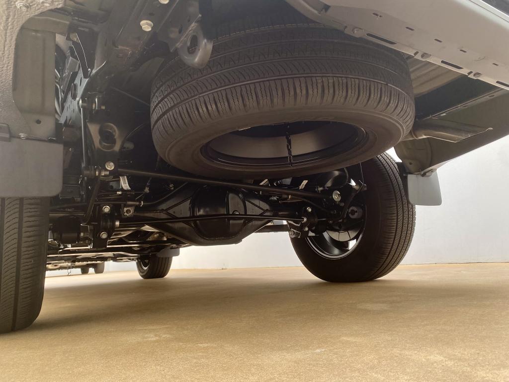 NISSAN Frontier - Foto