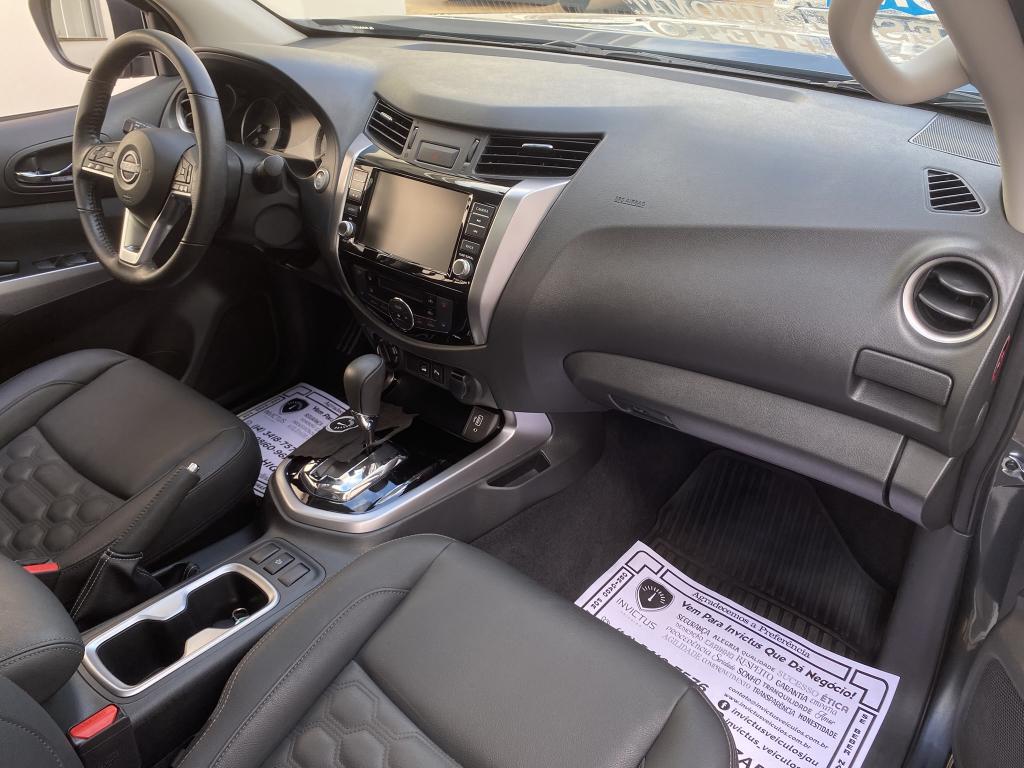 NISSAN Frontier - Foto