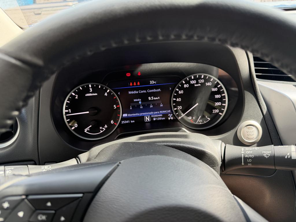 NISSAN Frontier - Foto