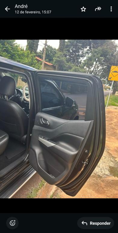 NISSAN Frontier - Foto