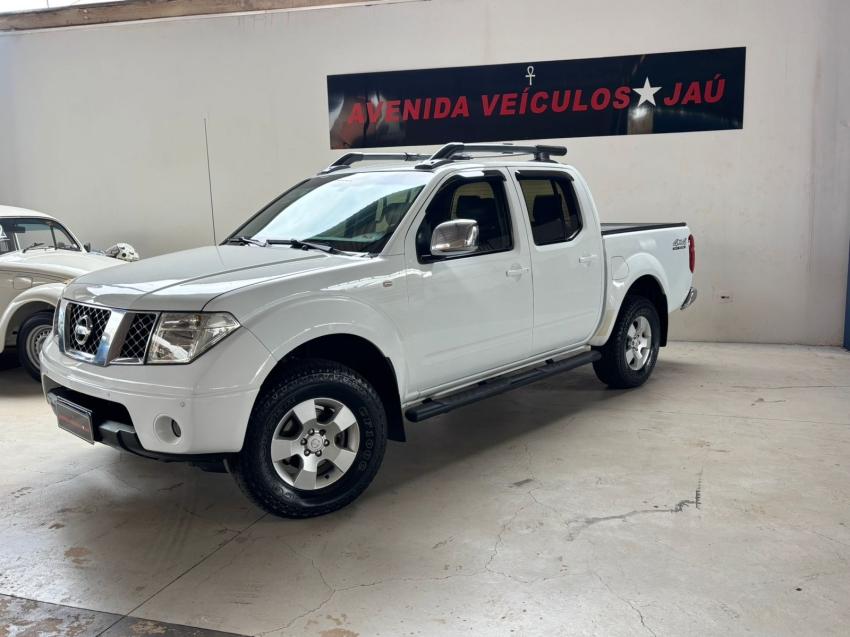 NISSAN Frontier - Foto